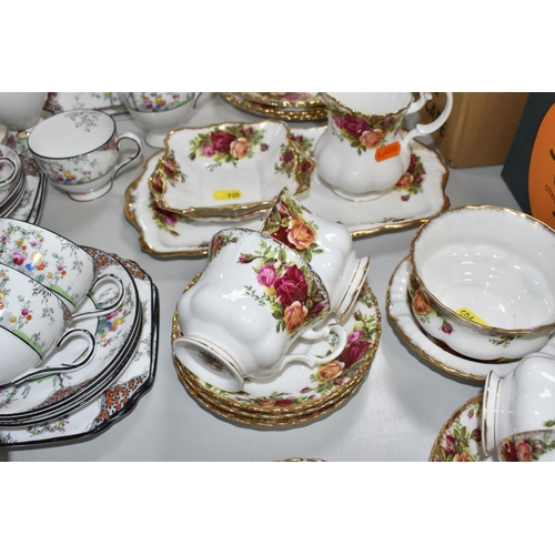 905 - A GROUP OF TEA WARES, comprising twenty-four pieces of Royal Albert Old Country Roses: a sandwich pl... 