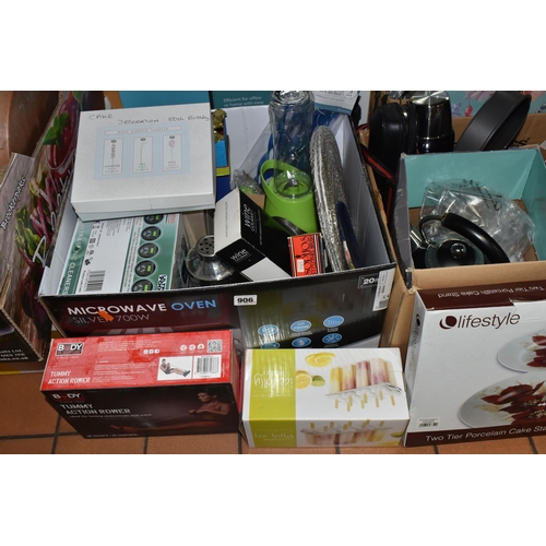 906 - FIVE BOXES AND LOOSE MISCELLANEOUS ITEMS to include a box of assorted metalware comprising a large q... 