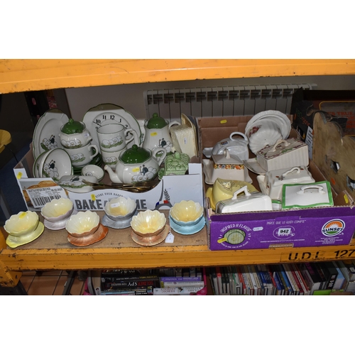 942 - TWO BOXES AND LOOSE CERAMIC KITCHENWARE, to include a selection of covered vintage butter/cheese dis... 