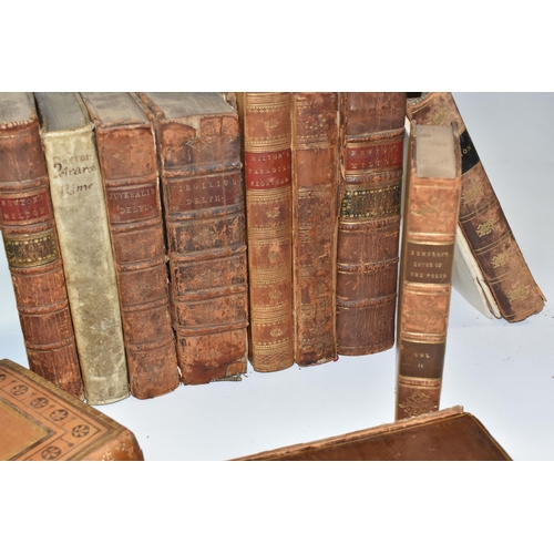 823 - A GROUP OF EIGHTEENTH CENTURY AND EARLY NINETEENTH CENTRUY ANTIQUARIAN BOOKS to include a leatherbou... 