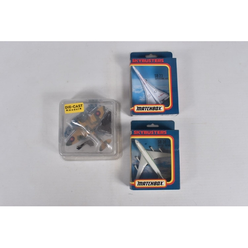 31 - A COLLECTION OF BOXED AIRPLANE MODELS, to include models by Corgi Collection and Aviation Archive, M... 