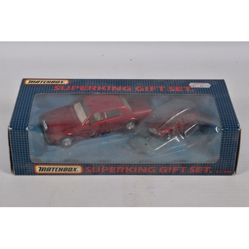 39 - FIVE BOXED MATCHBOX DIECAST SUPERKING MODEL CARS, to include a Rolls Royce Gift Set no. KS808, a Mer... 