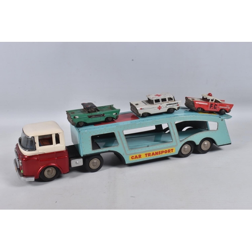 47 - A BOXED CHINESE MADE FRICTION DRIVE TINPLATE ARTICULATED CAR CARRIER/TRANSPORTER, c.1960's, appears ... 