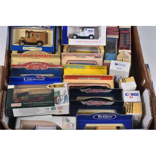 88 - FIVE BOXES OF BOXED PROMOTIONAL AND OTHER DIE CAST VEHICLES AND A SMALL QUANTITY OF LOOSE MODELS, ap... 