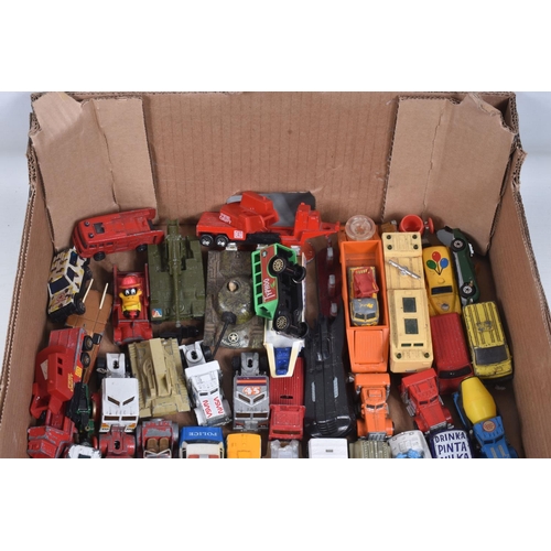 104 - A QUANTITY OF UNBOXED AND ASSORTED PLAYWORN DIECAST & PLASTIC VEHICLES, to include Matchbox, Husky, ... 