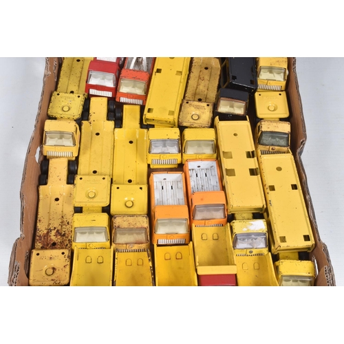 110 - A QUANTITY OF ASSORTED PLAYWORN TINY TONKA VEHICLES, to include a number of Dumper Trucks and articu... 