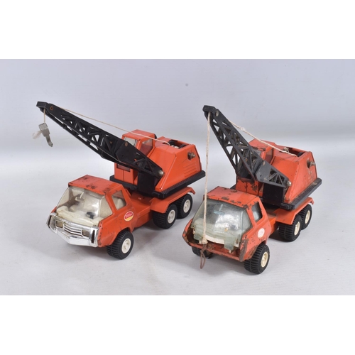 111 - SIX MINI TONKA TOYS LORRY/TRUCK MOUNTED CRANES, four in orange livery, the other two with red cab an... 