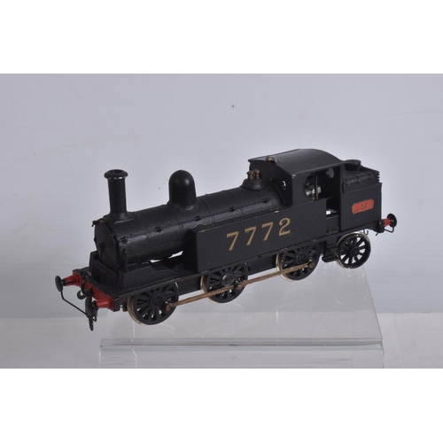 165 - A BOXED WRENN RAILWAYS OO GAUGE CLASS N2 TANK LOCOMOTIVE, No.2385, L.M.S. black livery (W2215), appe... 