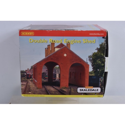 166 - A COLLECTION OF BOXED 00 GAUGE HORNBY SKALEDALE TRACKSIDE BUILDINGS, to include a Coal Drop Ramp 1, ... 