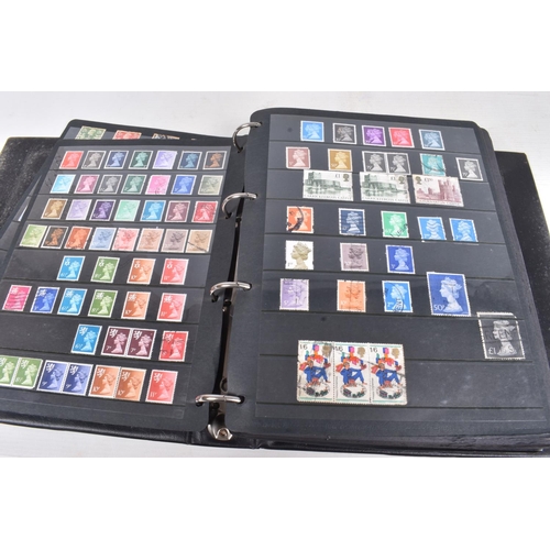 204 - GB COLLECTION IN FOURTEEN ALBUMS IN THREE BOXES WITH MINT DECIMAL TO 2009 (HINGED FROM 2006-2009!) a... 