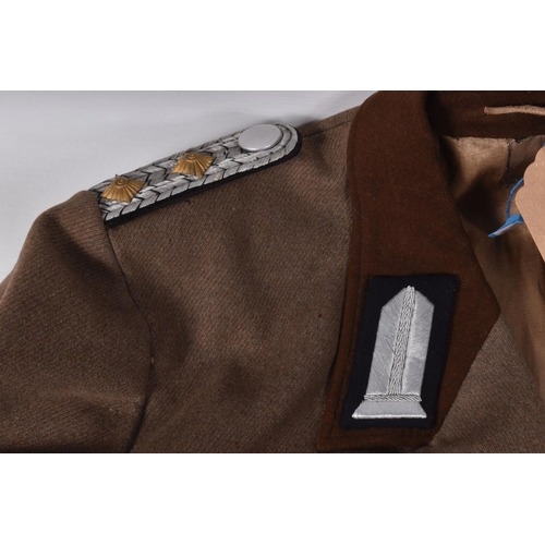 285 - A WWII GERMAN RAD HAUPTAMTSWALTER TUNIC, this jacket retains its bullion collar tabs and shoulder ep... 