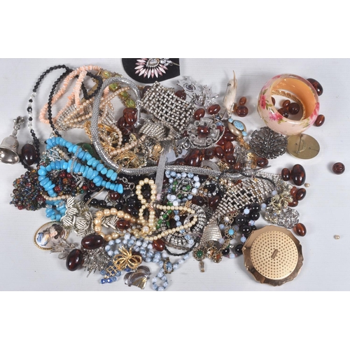 319 - A LARGE BAG OF ASSORTED COSTUME JEWELLERY AND ITEMS, to include mid to late 20th century paste neckl... 