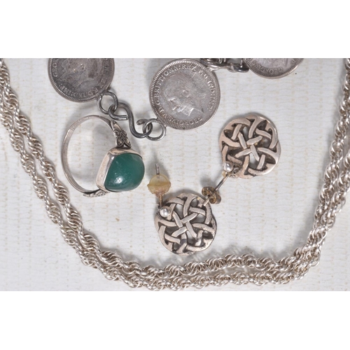 321 - A SMALL SELECTION OF JEWELLERY, to include a white metal tigers eye cabochon pendant fitted with a s... 