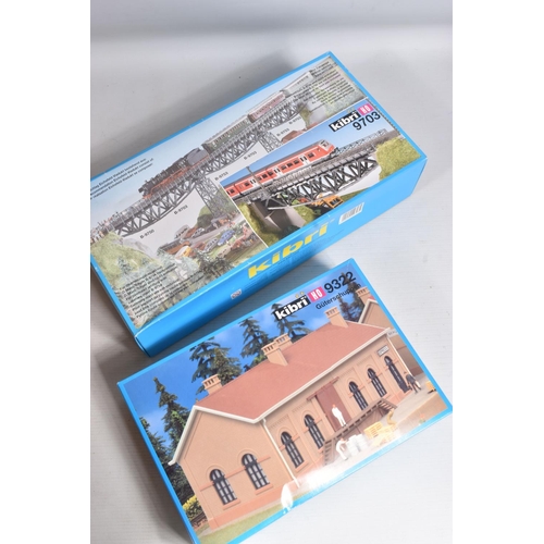 170 - A QUANTITY OF BOXED UNBUILT KIBRI HO SCALE PLASTIC LINESIDE BUILDINGS, STRUCTURES AND ACCESSORY KITS... 