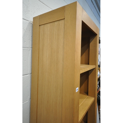 206 - A MODERN OAK G PLAN SHELVING UNIT, with four shelves, width 60cm x depth 40cm x height 200cm, condit... 