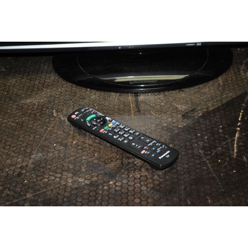 86 - A PANASONIC TX-L37G10B 37in TV WITH REMOTE (PAT pass and working)