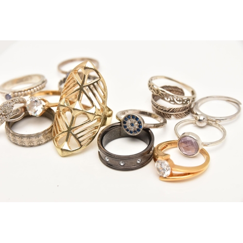 459 - A SMALL BAG OF RINGS, to include seven white metal rings of various designs, each stamped 925, three... 