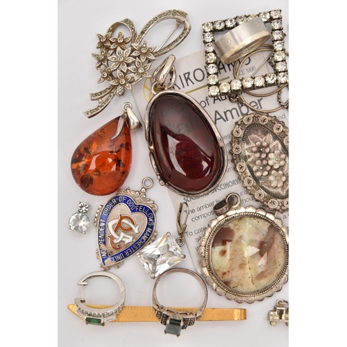 467 - A BAG OF ASSORTED SILVER AND WHITE METAL JEWELLERY, to include a textured silver pear charm hallmark... 