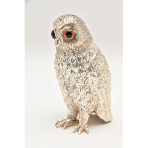 473 - A WHITE METAL 'CORBELL & CO' NOVELTY SUGAR SHAKER, a silver plated owl with glass eyes, approximate ... 