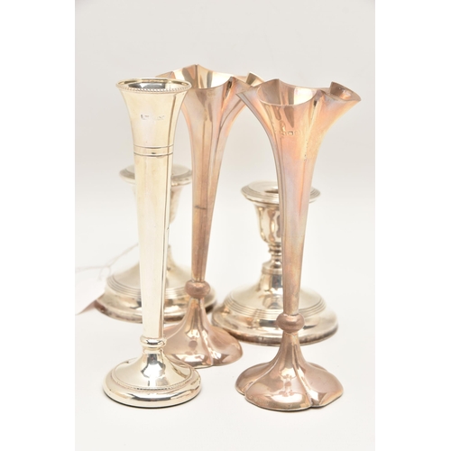 478 - AN ASSORTMENT OF SILVER, to include a pair of quatrefoil form posy vases with weighted bases, approx... 