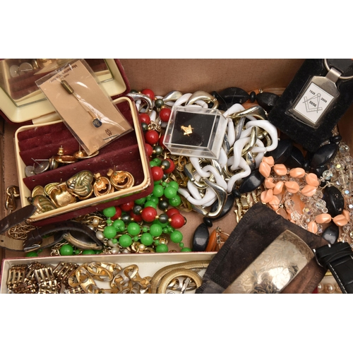 519 - A BOX OF ASSORTED COSTUME JEWELLERY AND ITEMS, to include a white metal marcasite brooch stamped Sil... 