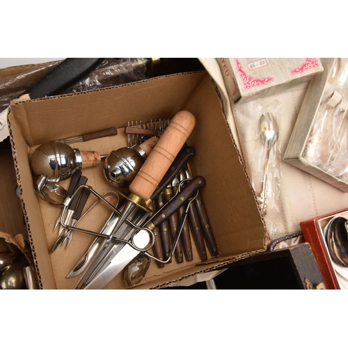 530 - A BOX OF ASSORTED CUTLERY, to include a cased set of coffee spoons, a cased set of fish eaters, knif... 