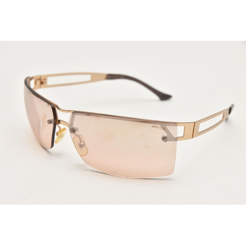 543 - TWO PAIRS OF LADIES SUNGLASSES, the first a pair of Gucci GG 3132/S 791CC 57 18 125, tortoiseshell g... 