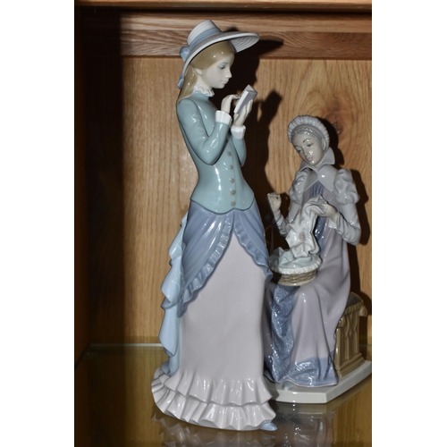 751 - TWO LLADRO FIGURINES comprising a 'Medieval Lady Embroidering' No. 5126, issued between 1982 and 199... 