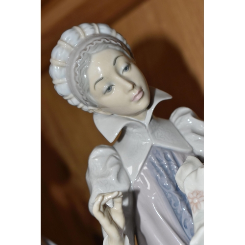 751 - TWO LLADRO FIGURINES comprising a 'Medieval Lady Embroidering' No. 5126, issued between 1982 and 199... 