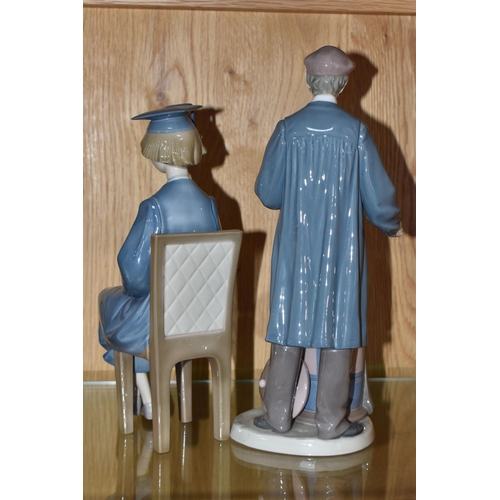 753 - TWO LLADRO FIGURINES comprising 'Girl Graduate' No. 5199, designed by Francesco Catala, issued betwe... 