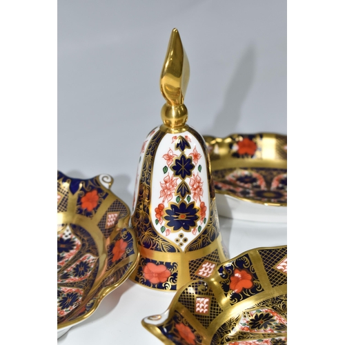 756 - FOUR PIECES OF ROYAL CROWN DERBY IMARI PATTERN 1128 comprising three trinket dishes with solid gold ... 