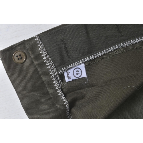 264 - A DARK OLIVE JACKET & TROUSERS COMPLETE WITH INSIGNIA TO A MEMBER OF IRAQI SPECIAL FORCES FROM 2nd G... 