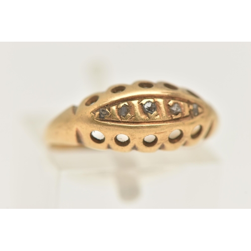 467 - AN EARLY 20TH CENTURY 18CT GOLD DIAMOND BOAT RING, set with five rose cut diamonds, open work galler... 