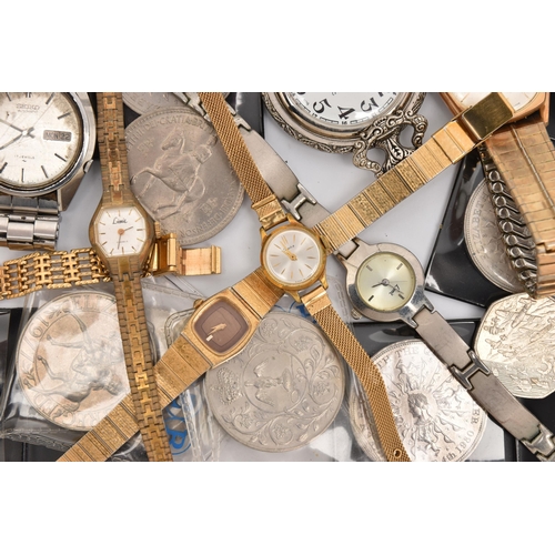 524 - A BAG OF ASSORTED WRISTWATCHES, POCKET WATCHES AND COMMEMORATIVE COINS, to include a gents 'Seiko' a... 