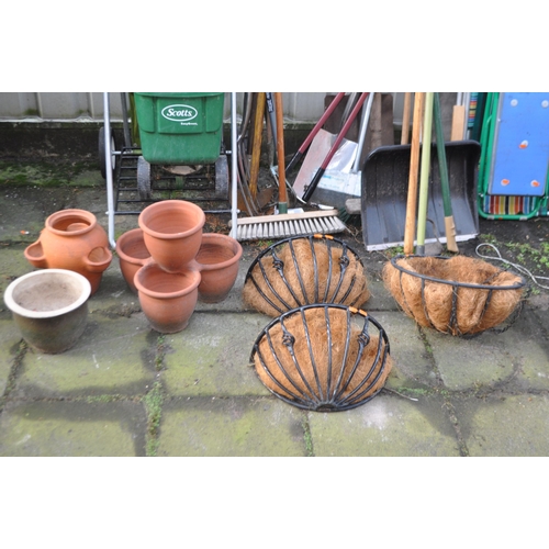 13 - A SELECTION OF GARDEN MISCELLANEOUS, to include a Sterling gas barbecue, a selection of garden hand ... 