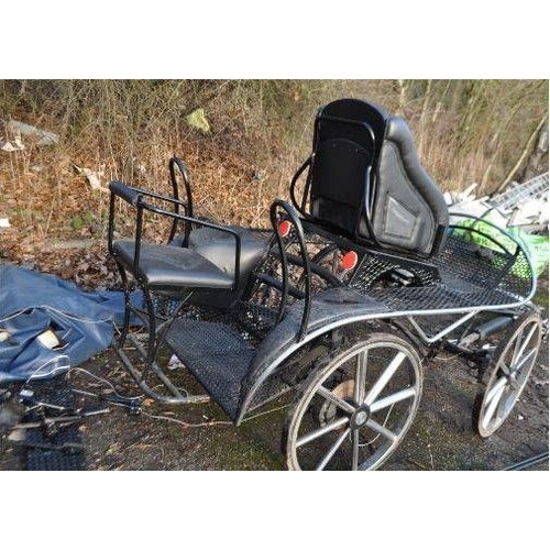 2 - A RENE SCHOOP INTERNATIONAL COMPETITION DRIVING CARRIAGE with two additional padded grooms seats (on... 