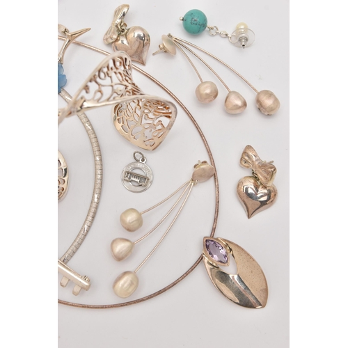 488 - ASSORTED JEWELLERY, to include a silver Kit Heath, open work twist cuff bangle, hallmarked Edinburgh... 