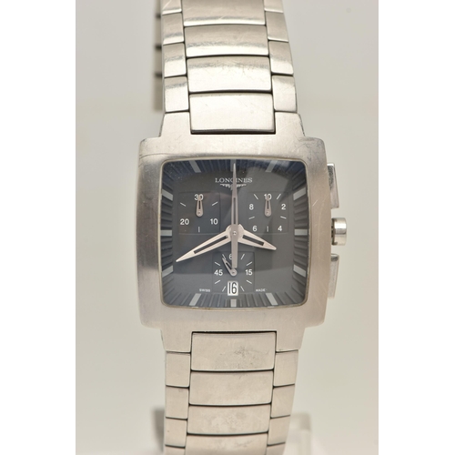 515 - A GENTS LONGINES OPOSITION CHRONOGRAPH WRISTWTACH, grey square dial signed 'Longines', baton markers... 