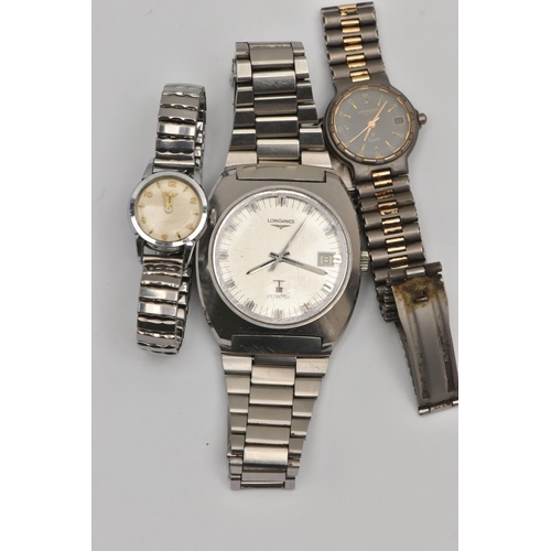 516 - THREE WRISTWATCHES, to include a gents 'Longines, Ultronic' stainless steel wristwatch, round silver... 