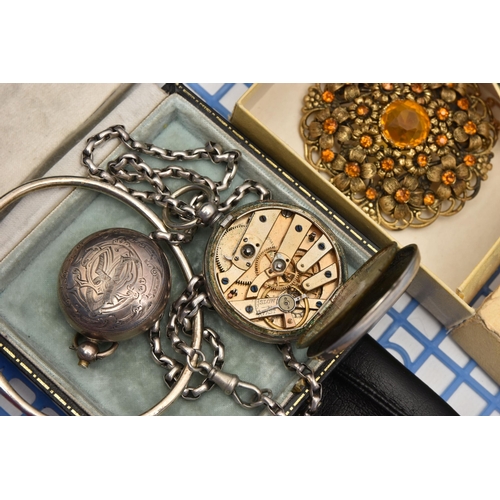 536 - A PLASTIC TRAY OF ASSORTED ITEMS, to include a white metal open face key wound pocket watch, stamped... 