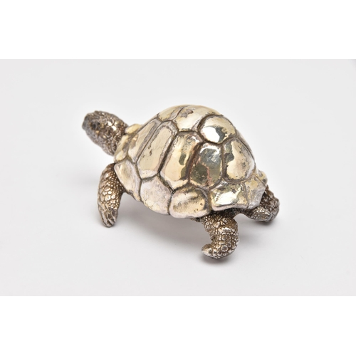 547 - A SILVER TORTOISE FIGURE, realistically textured, hallmarked 'Country Artists' Birmingham, approxima... 