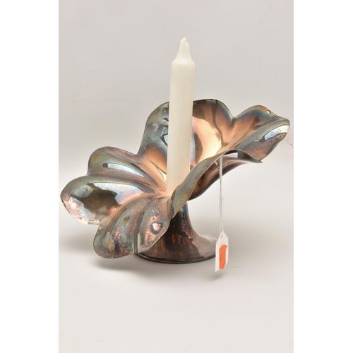 576 - AN ITIALIAN WHITE METAL FLOWER SHAPED CANDLE HOLDER, on a round pedestal base, stamped 925 Italian m... 