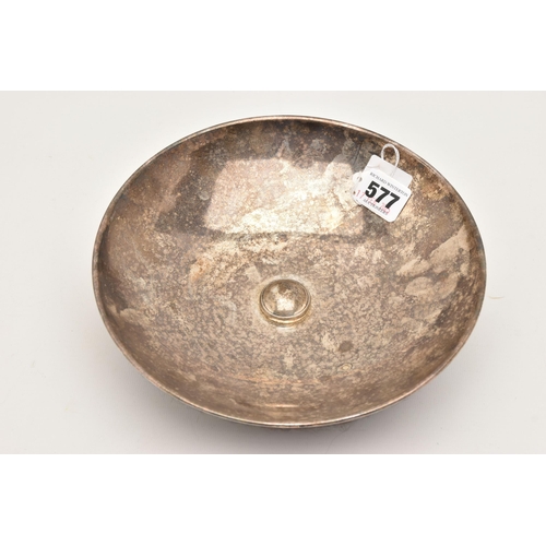 577 - AN ELIZABETH II SILVER BOWL, polished bowl with attached brown hair to the outside, on a round base,... 