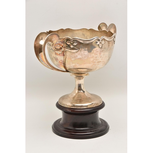 583 - AN EARLY 20TH CENTURY CHINESE SILVER PRESENTATION TWIN HANDLED TROPHY CUP WITH HARDWOOD PLINTH, poli... 