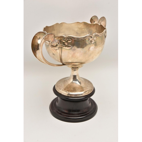 583 - AN EARLY 20TH CENTURY CHINESE SILVER PRESENTATION TWIN HANDLED TROPHY CUP WITH HARDWOOD PLINTH, poli... 