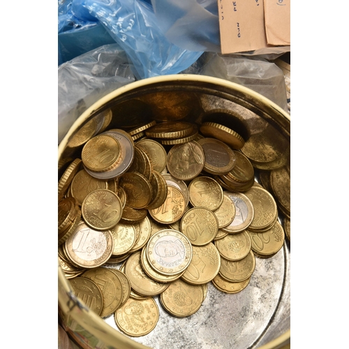 602 - A LARGE AND HEAVY PLASTIC TUB OF MIXED WORLD COINS, to include almost 300 gram of mixed Silver coins... 