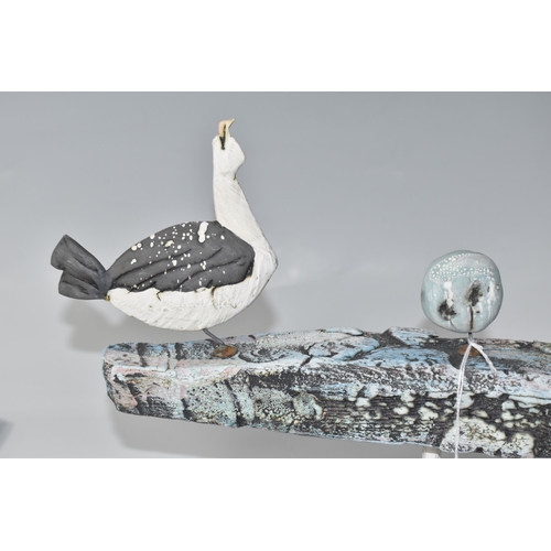 850 - A MARK SMITH (BRITISH, CONTEMPORARY) SEAGULLS SCULPTURE, mixed ceramics and wood, depicting two seag... 