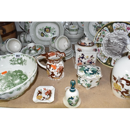 997 - A LARGE COLLECTION OF MASON'S IRONSTONE DINNER WARE, comprising 'Paysley Patt' two small serving dis... 