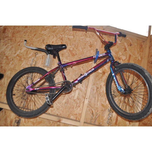 3 - TWO BMX BIKES ,comprising a Verve Glitch with 10in frame, and a Hyper Nitro Circus with an 11in fram... 