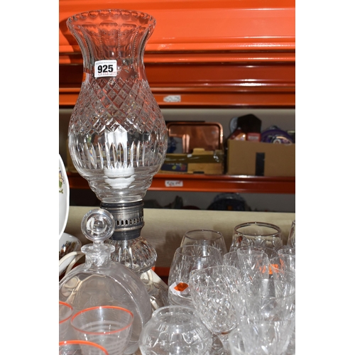 925 - A GROUP OF CUT CRYSTAL AND GLASSWARE,  to include a miniature Edinburgh Crystal clock, an engraved d... 